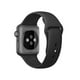 Montre Apple Watch Sport à boîtier de 38 mm en aluminium de couleur gris cosmique avec bracelet sport en noir – image 2 sur 3