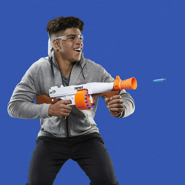 Nerf Sneaks new Fortnite, D&D (maybe) and Minecraft blasters to