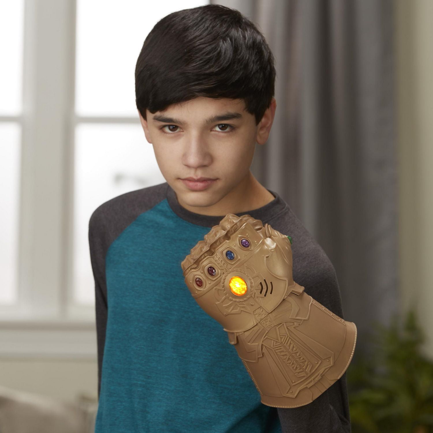 Marvel Infinity War Infinity Gauntlet Electronic Fist 