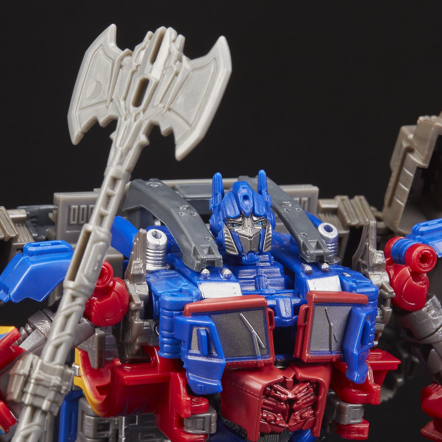 Transformers dark of the sale moon leader class optimus prime