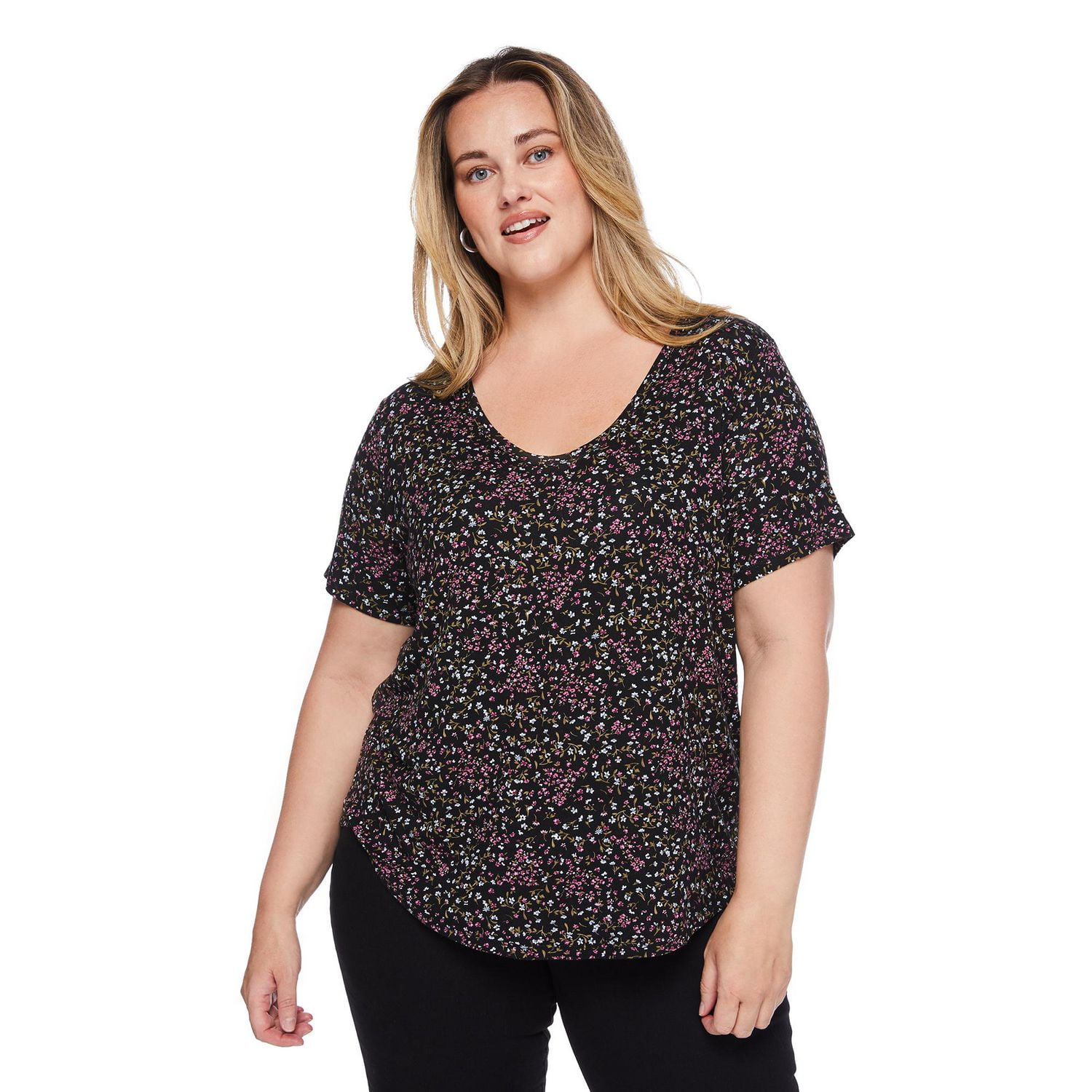 George Women's Plus Scoop Neckline Tee