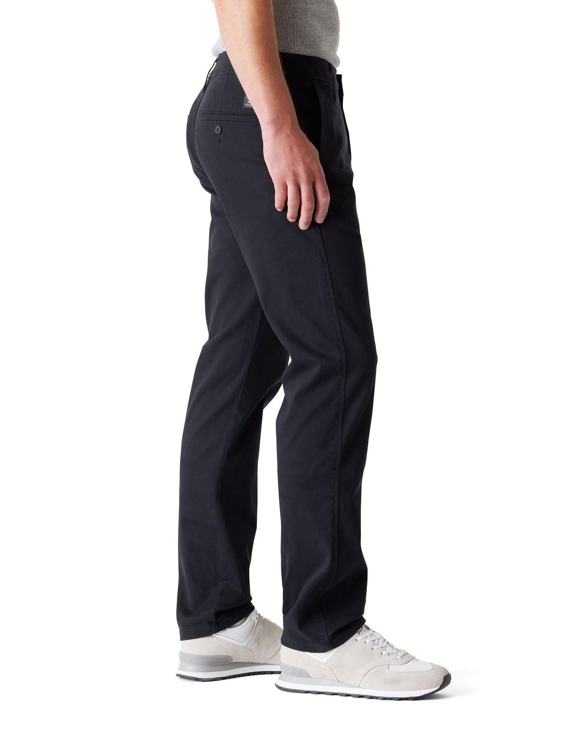 Levi Strauss Signature™ Men's Essential Straight Chinos