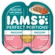 Nourriture humide sans céréales pour chats IAMS PERFECT PORTIONS Healthy Adult Pâté Indoor recette au saumon Barquette de 75 g – image 1 sur 9