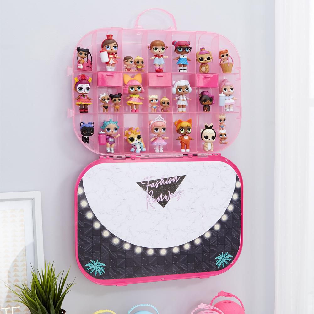 L.O.L. Surprise Fashion Show On the Go Storage Case Playset