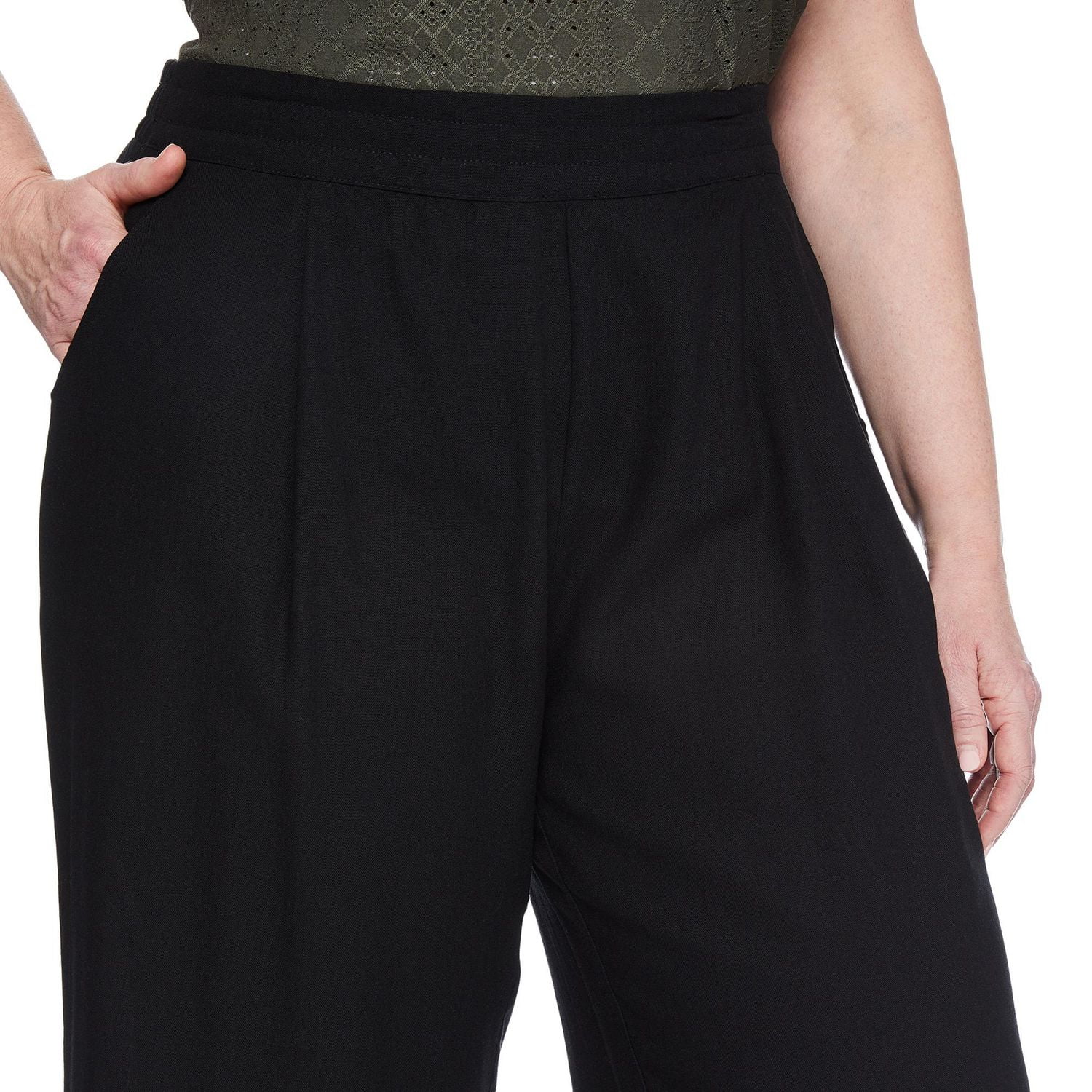 Iyla Women's Plus Gaucho Pant