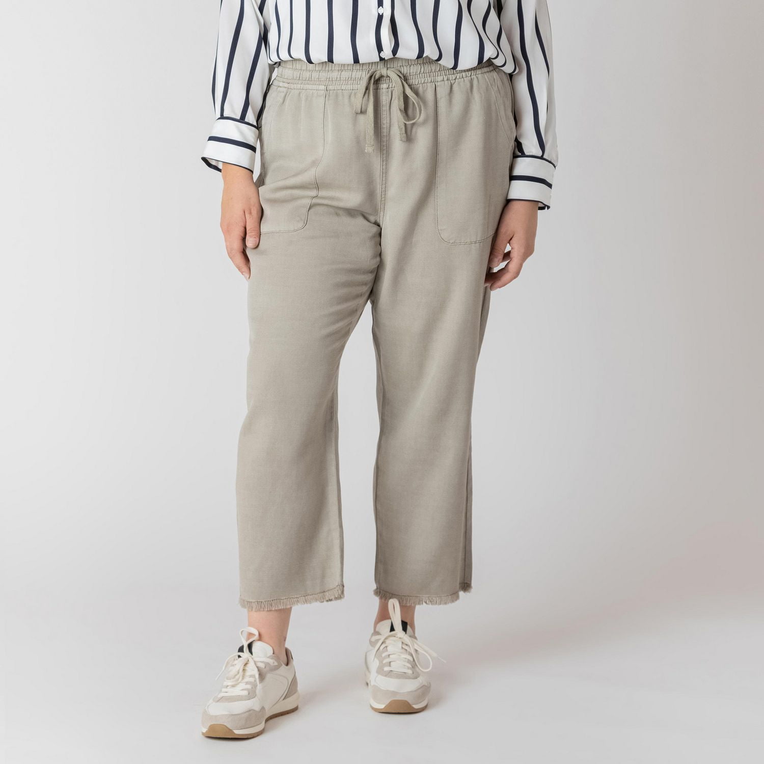 Devoted Women's Plus Wide leg joggers