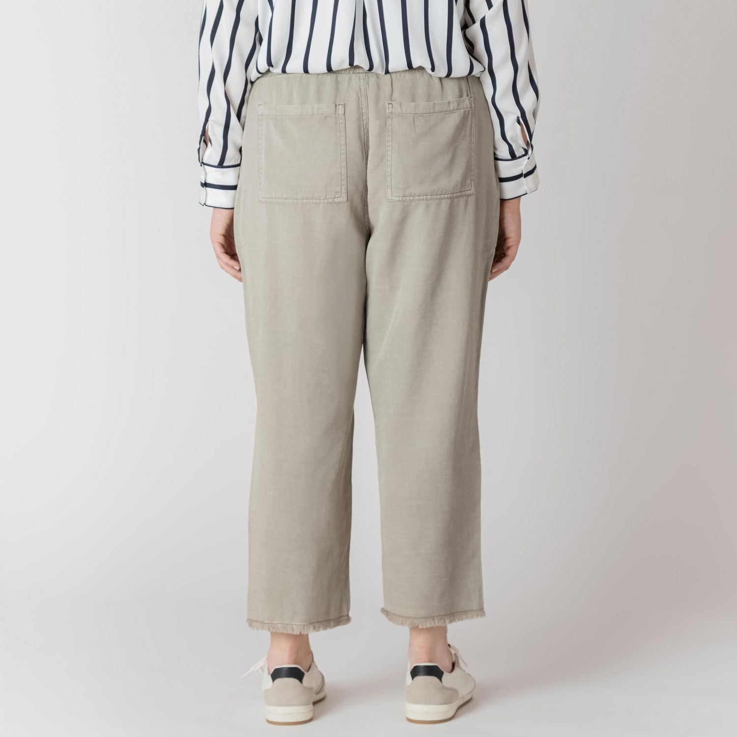 Devoted Taille Plus Femme Joggeurs à jambe large