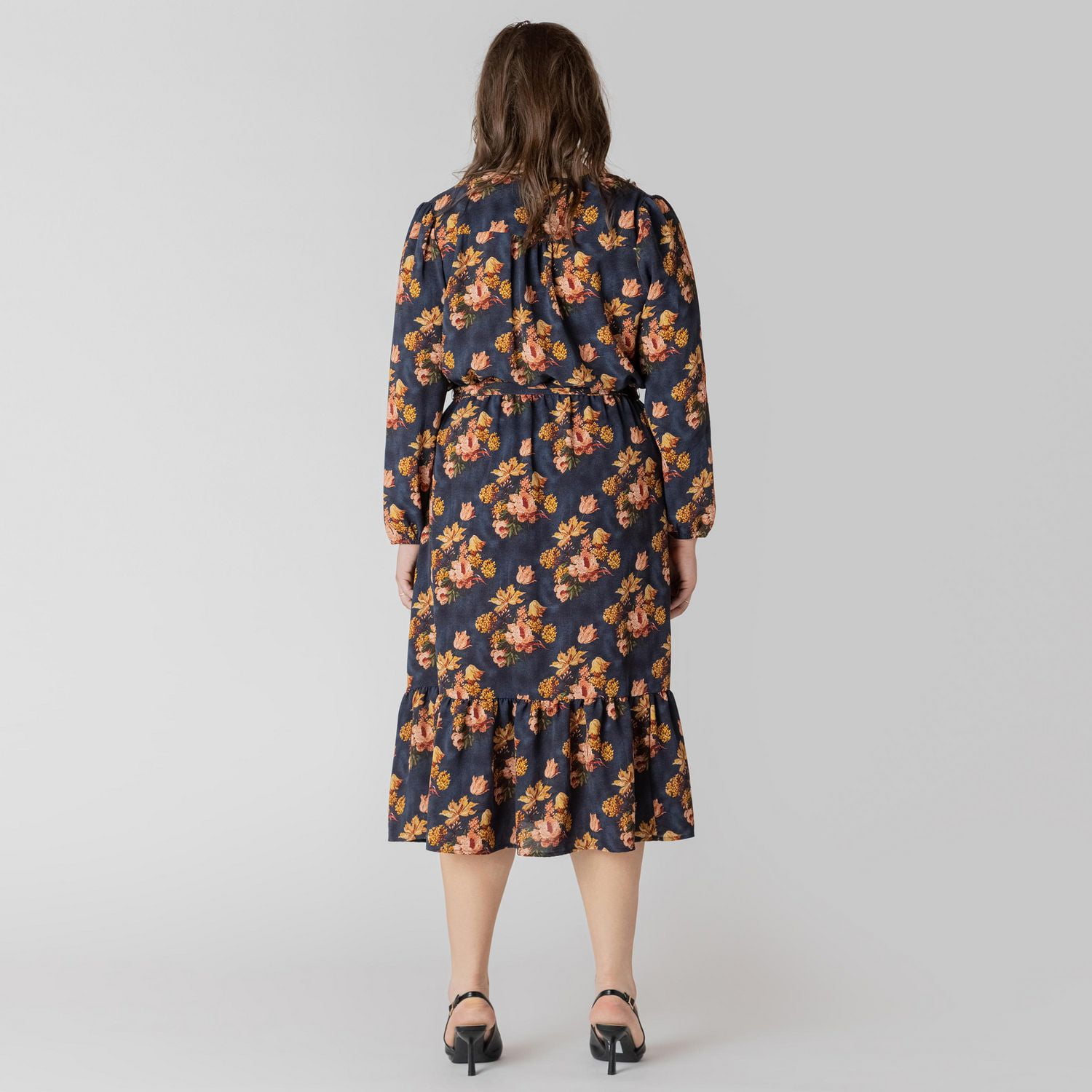 Devoted Women's Plus Long sleeve midi dress with feminine floral print