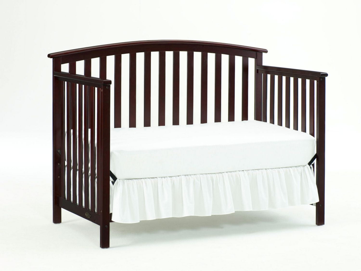 Graco freeport clearance convertible crib espresso