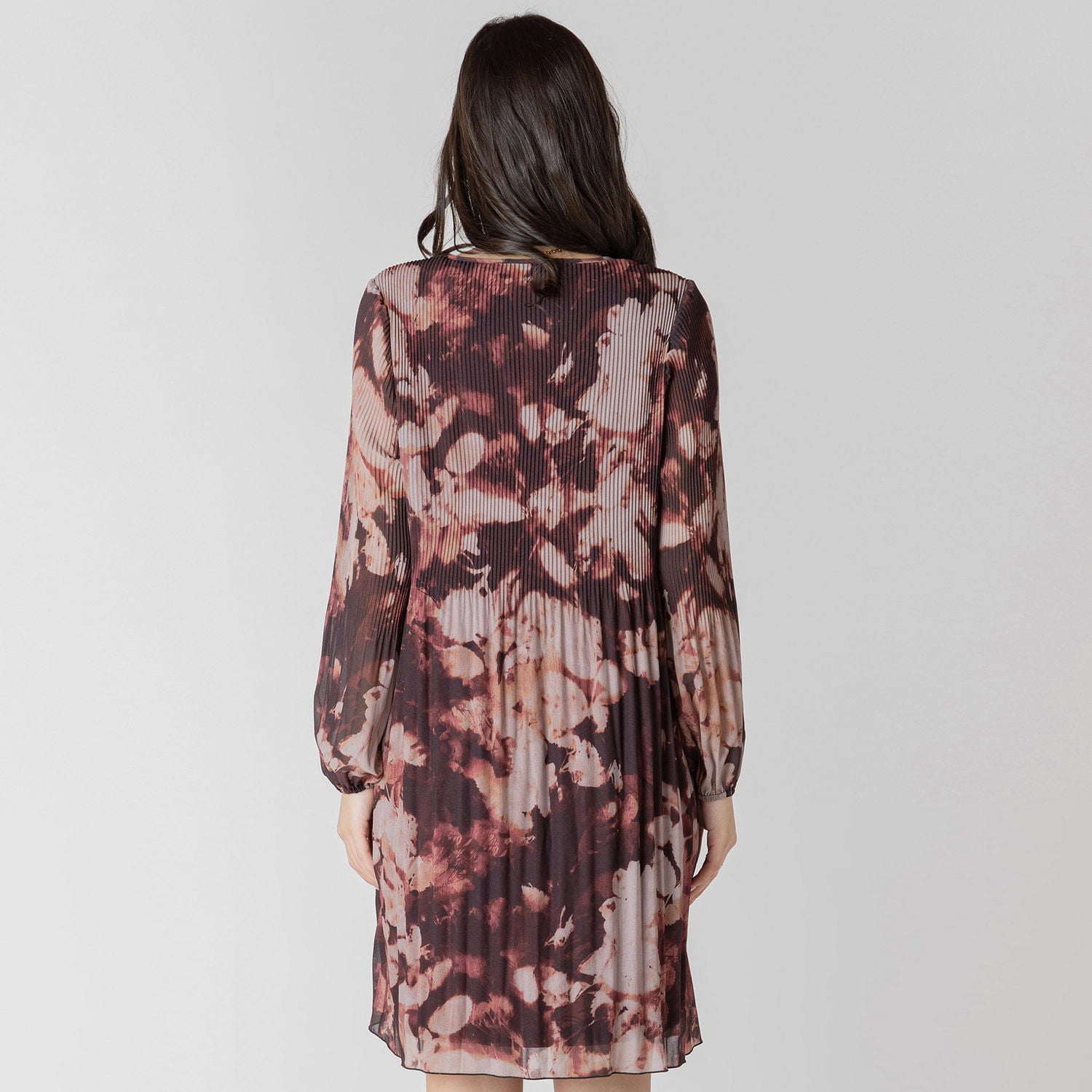 Devoted Mini robe à manches longues et col V en