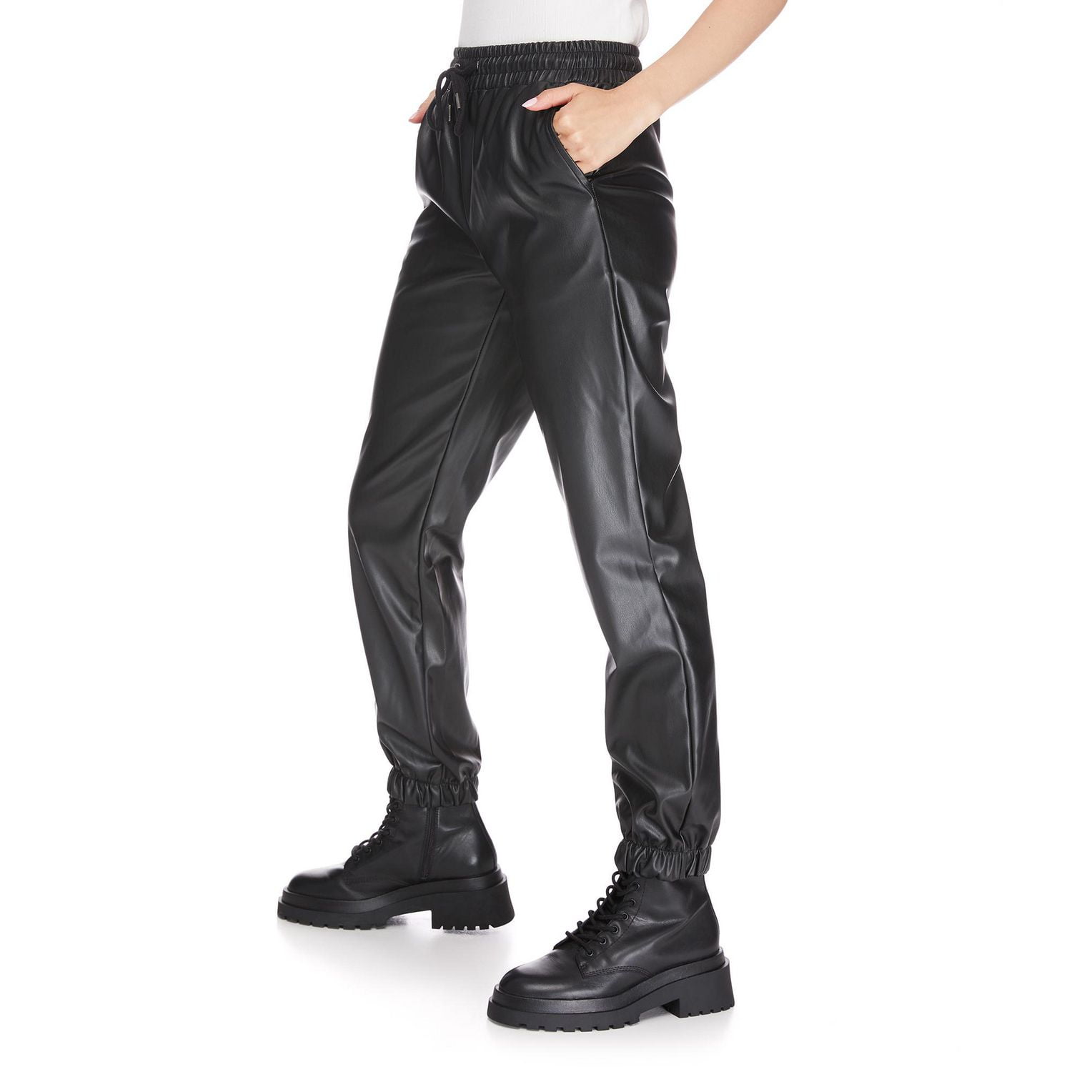 No Boundaries Women's Faux Leather Jogger