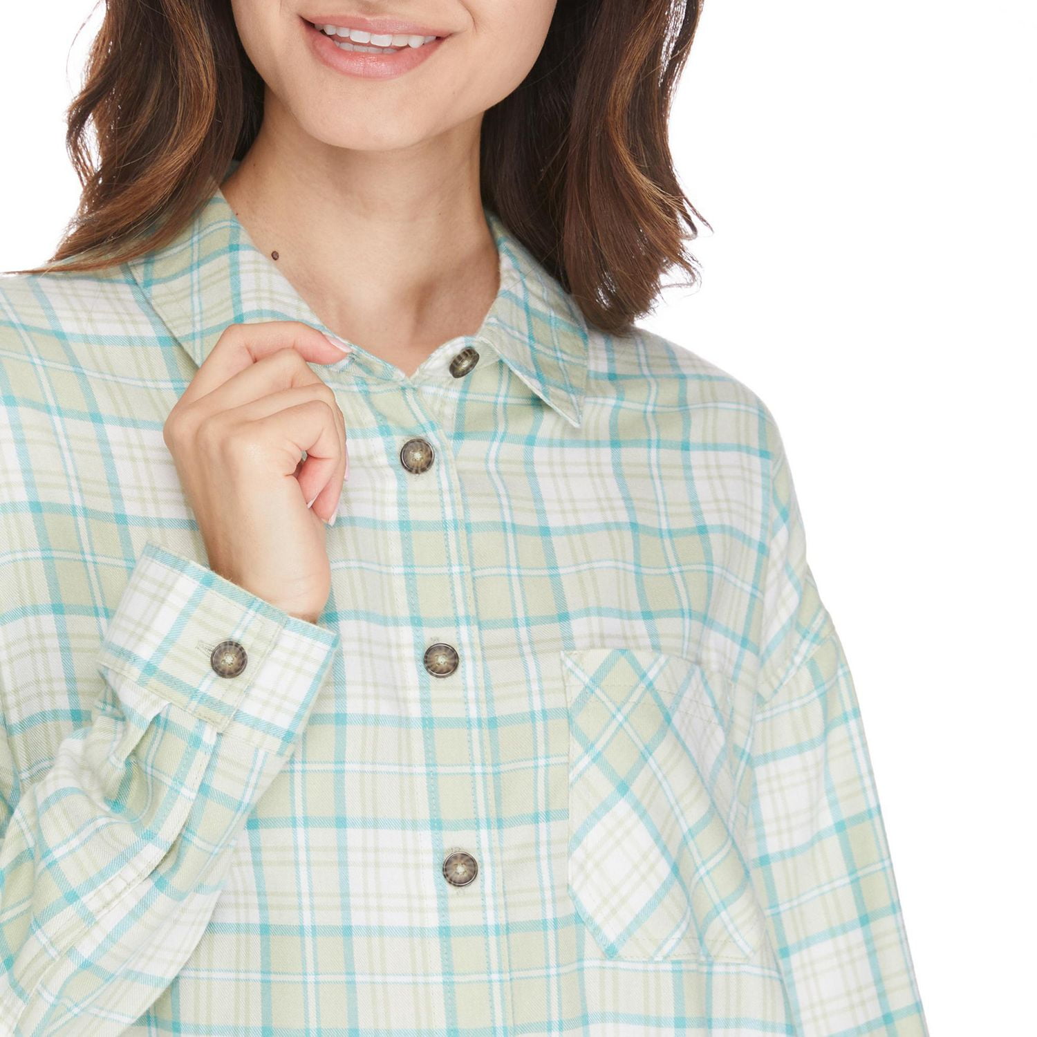 Chemise en flanelle surdimensionnée No Boundaries pour femmes