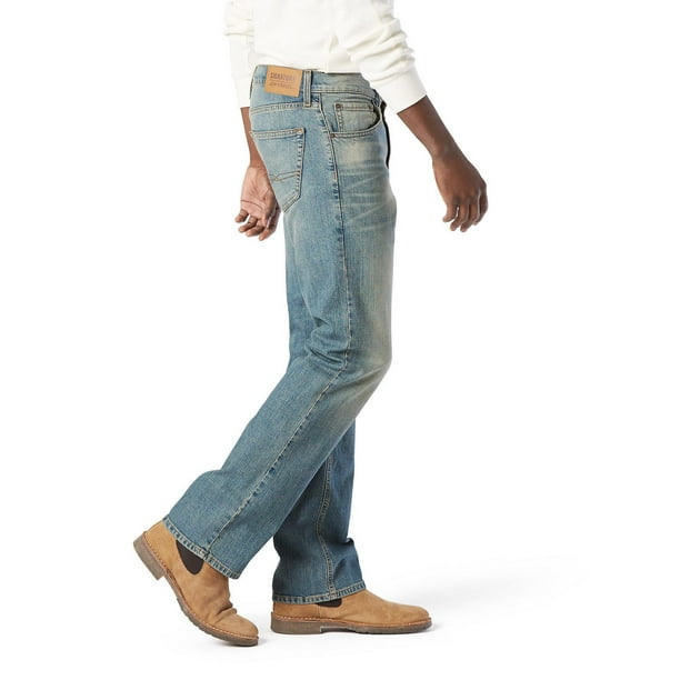 Signature by Levi Strauss & Co.® Men’s Bootcut Jeans, Available sizes: 29 –  38