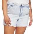 thumbnail image 4 of No Boundaries Plus Women's Frayed Hem Short, 4 of 6