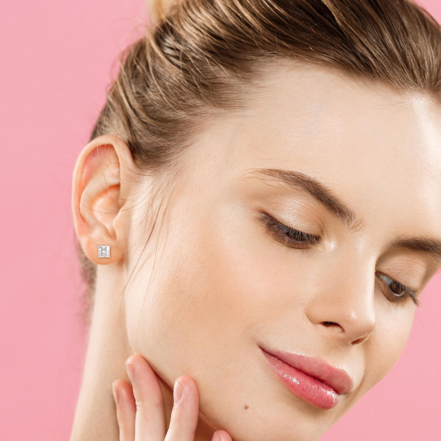 Boucles d'oreilles Miabella à Solitaire Moissanite de coupe-princesse en Argent Sterling