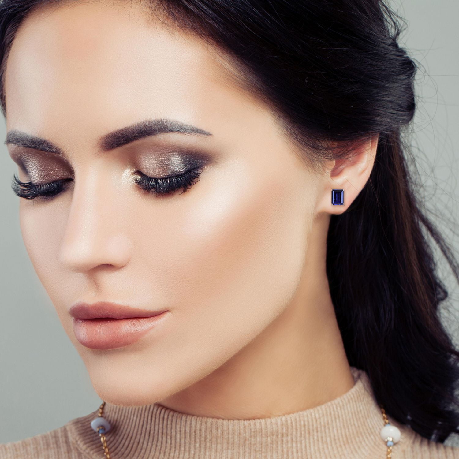 Boucles d'oreilles Miabella à Solitaire Saphir Bleu Synthétique de coupe-émeraude en Argent Sterling