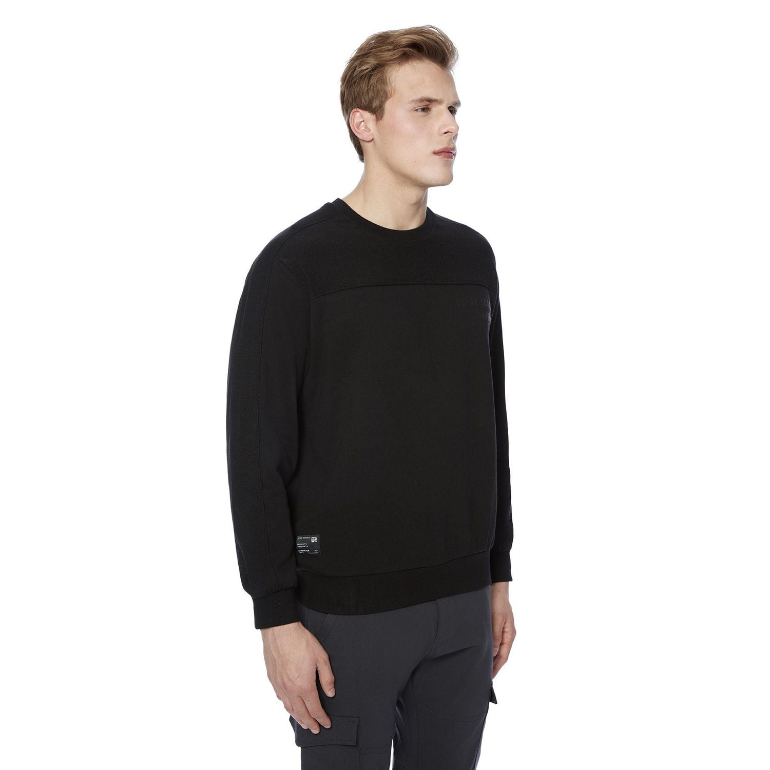 Dark Black Men's Long Sleeve Crew Neck