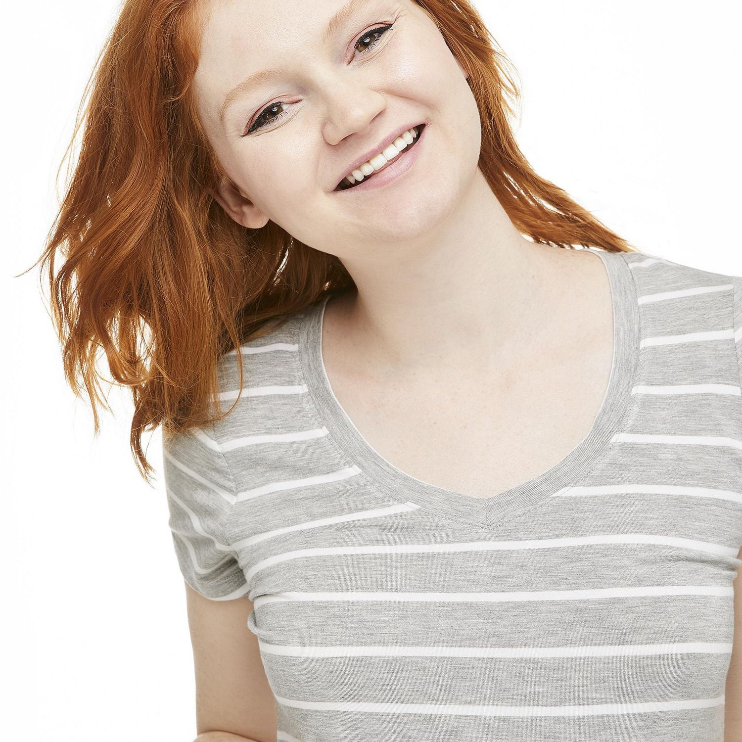 Paisley Sky Maternity Printed Short Sleeve V-Neckline Tee