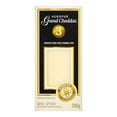 thumbnail image 2 of Agropur Grand Cheddar 3 ans, 2 of 5