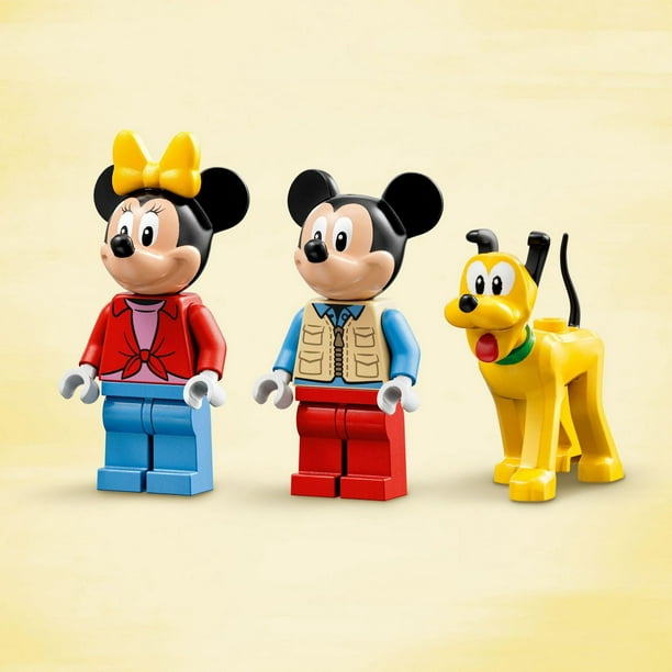 (16x20) Walt Disney Mickey Mouse and Friends Brick  
