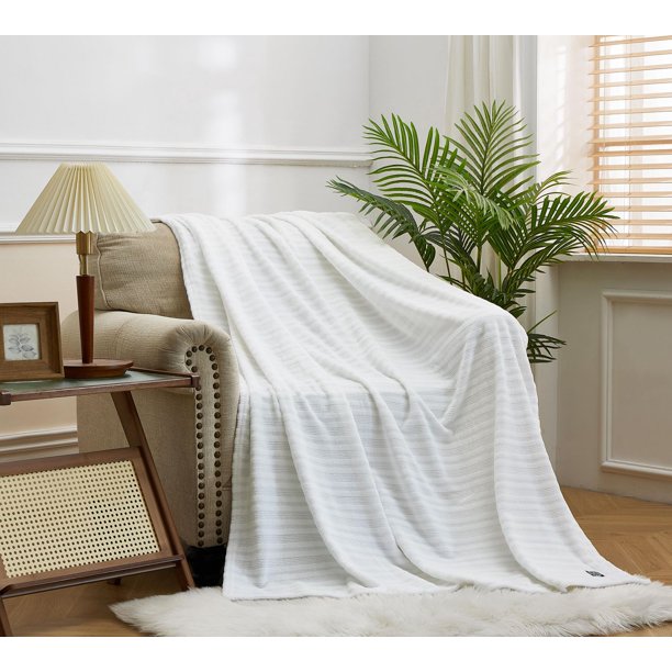Chaps Solid Plush Throw Blanket Fuzzy Soft Flannel Walmart.ca