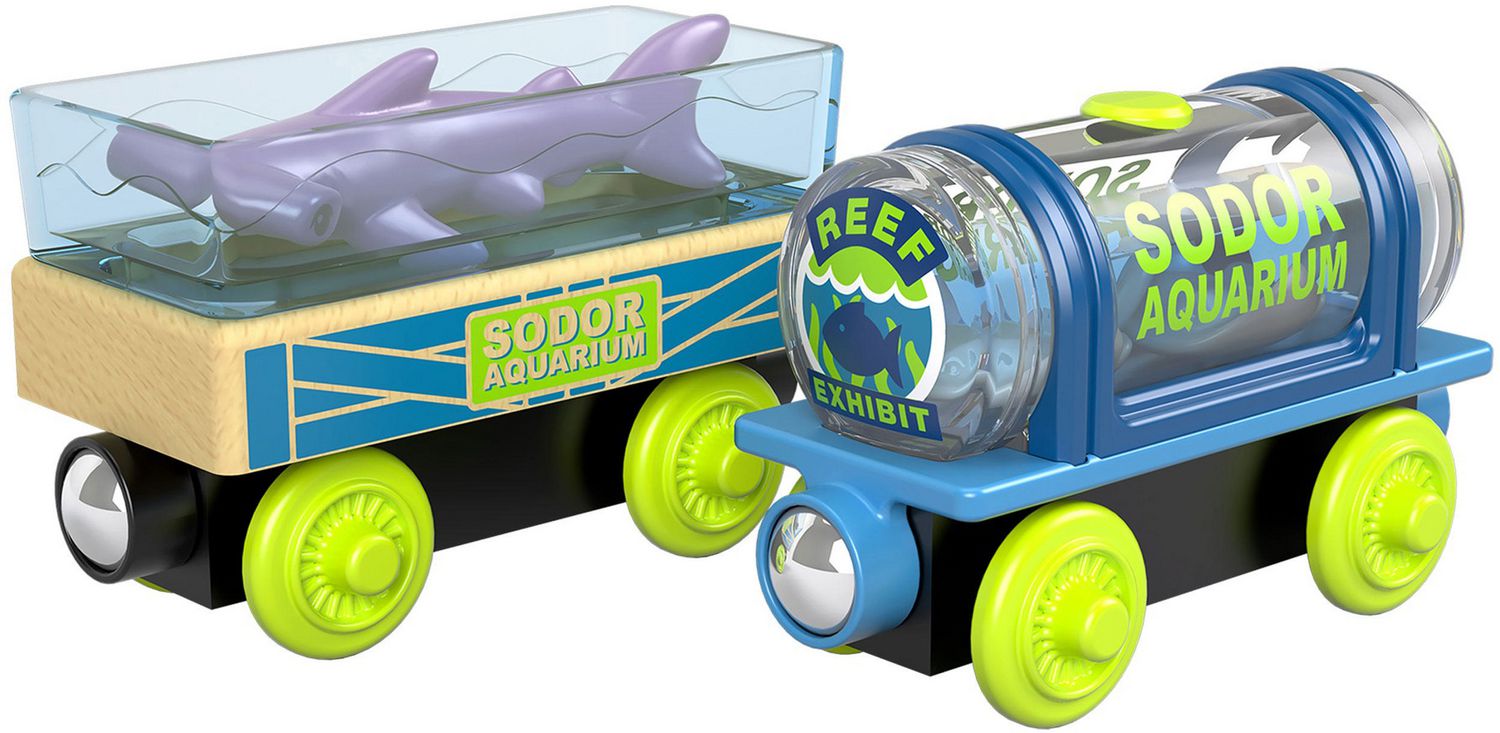 thomas and friends wooden railway aquarium cars