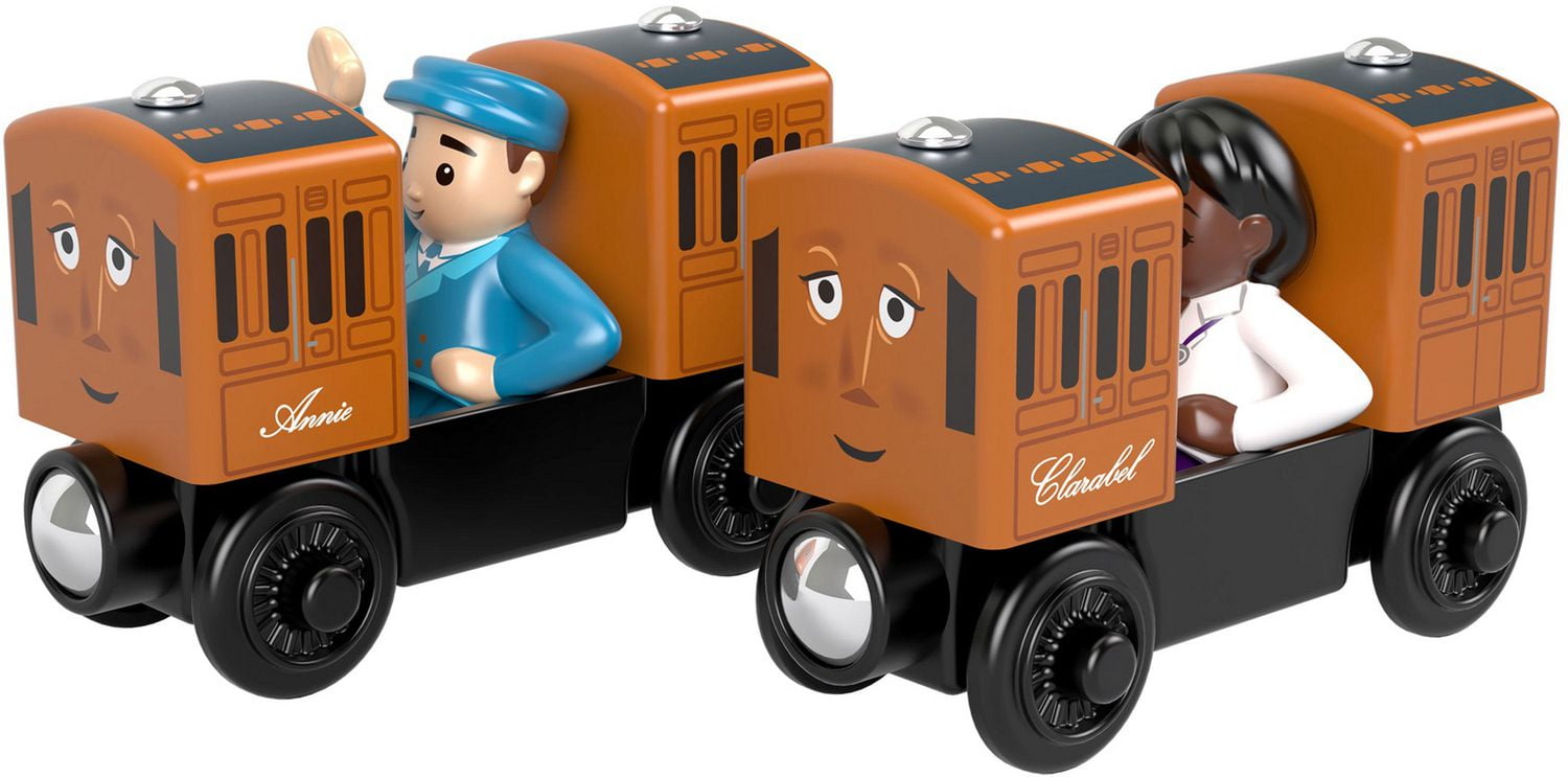 Thomas and shop friends wood 2019