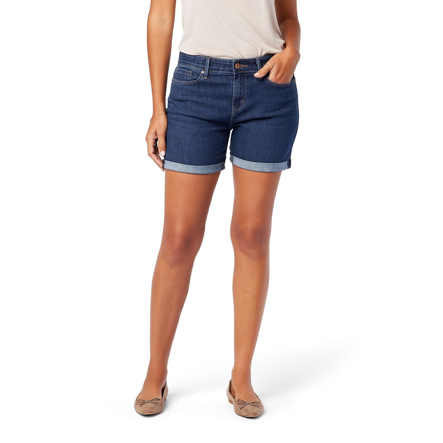 Signature by Levi Strauss & Co.MD Short mi-taille 5 pouces pour femme  Tailles offerte : 2 – 18 - Walmart.ca