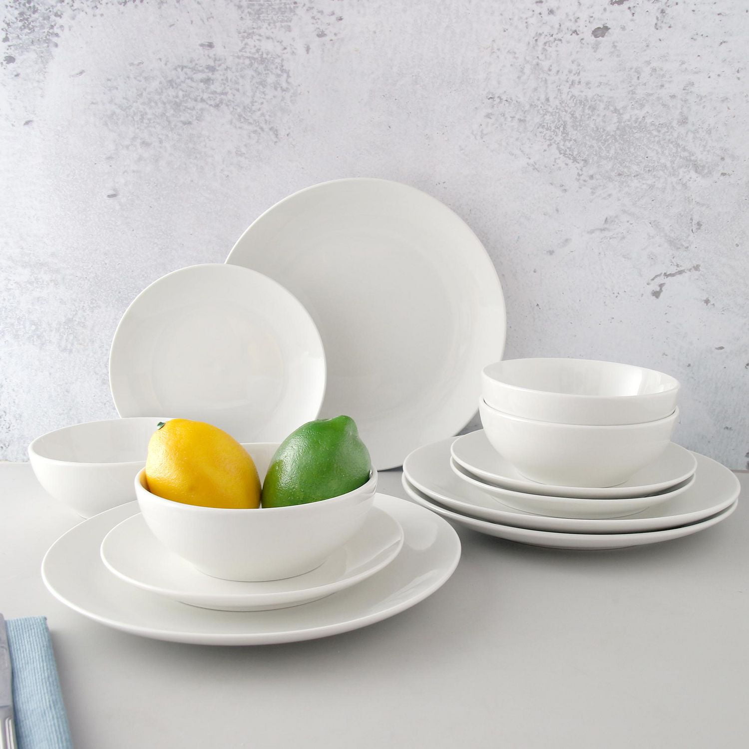 Mainstays Glazed White Round Stoneware Dinner Plate, 10.3”