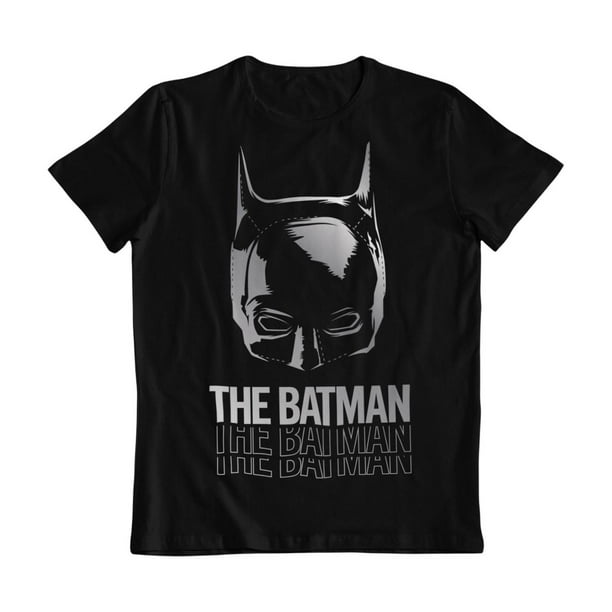 Batman Boy's basic tee shirt. This boys crew neck tee shirt has short  sleeves and a trendy print and 
