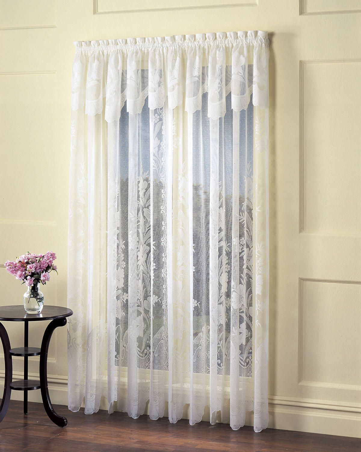 918 Scalloped Lace Panel with Valance | Walmart Canada