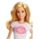 Coffret de jeu Pâtissière avec poupée de Barbie – image 4 sur 9