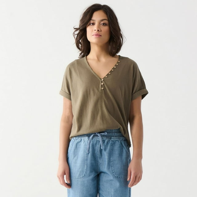 DV Chemise à manches courtes, ample, à poignets roulés et boutonnée sur le devant.