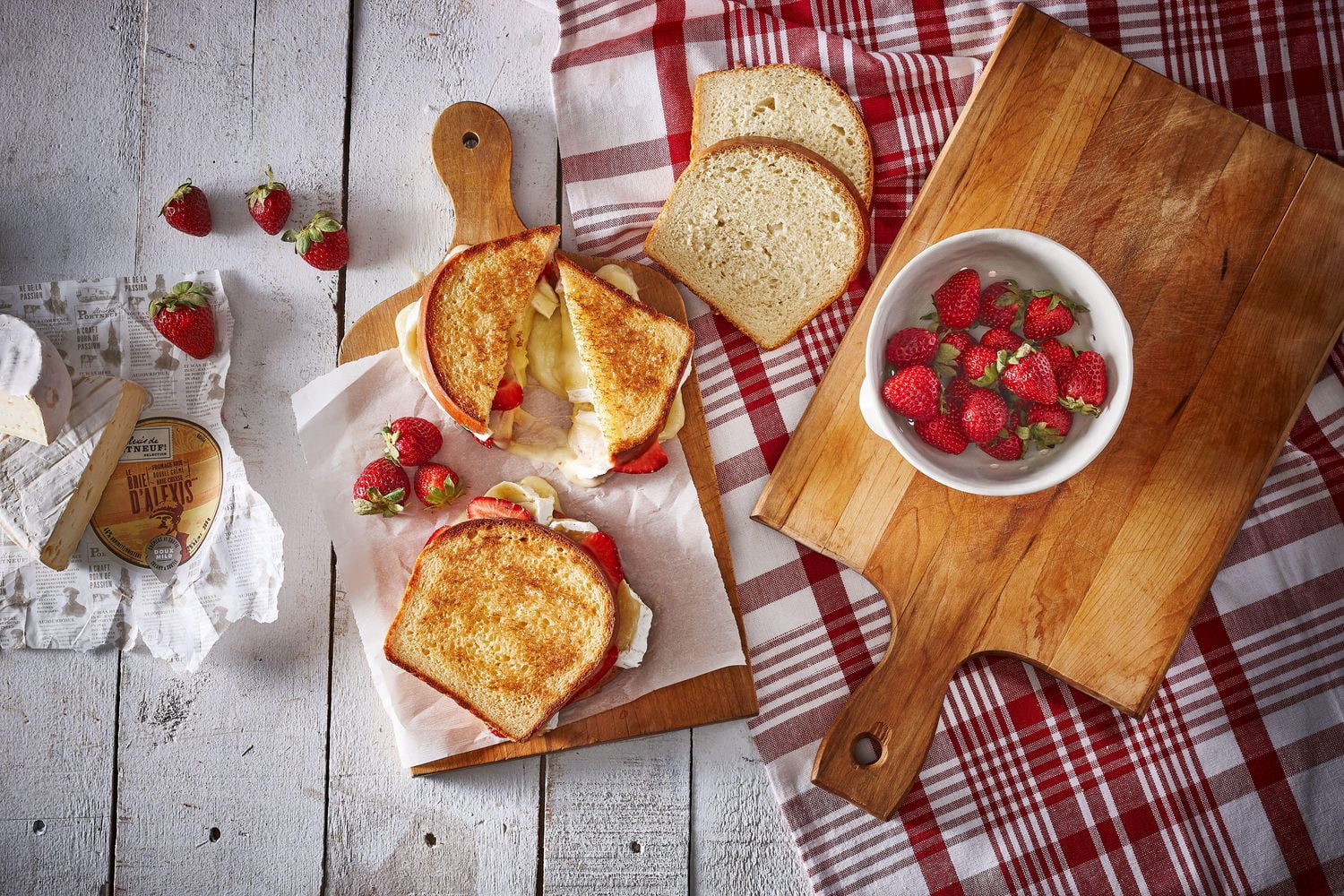 Alexis de Portneuf Brie D'Alexis Cheese, 300 g