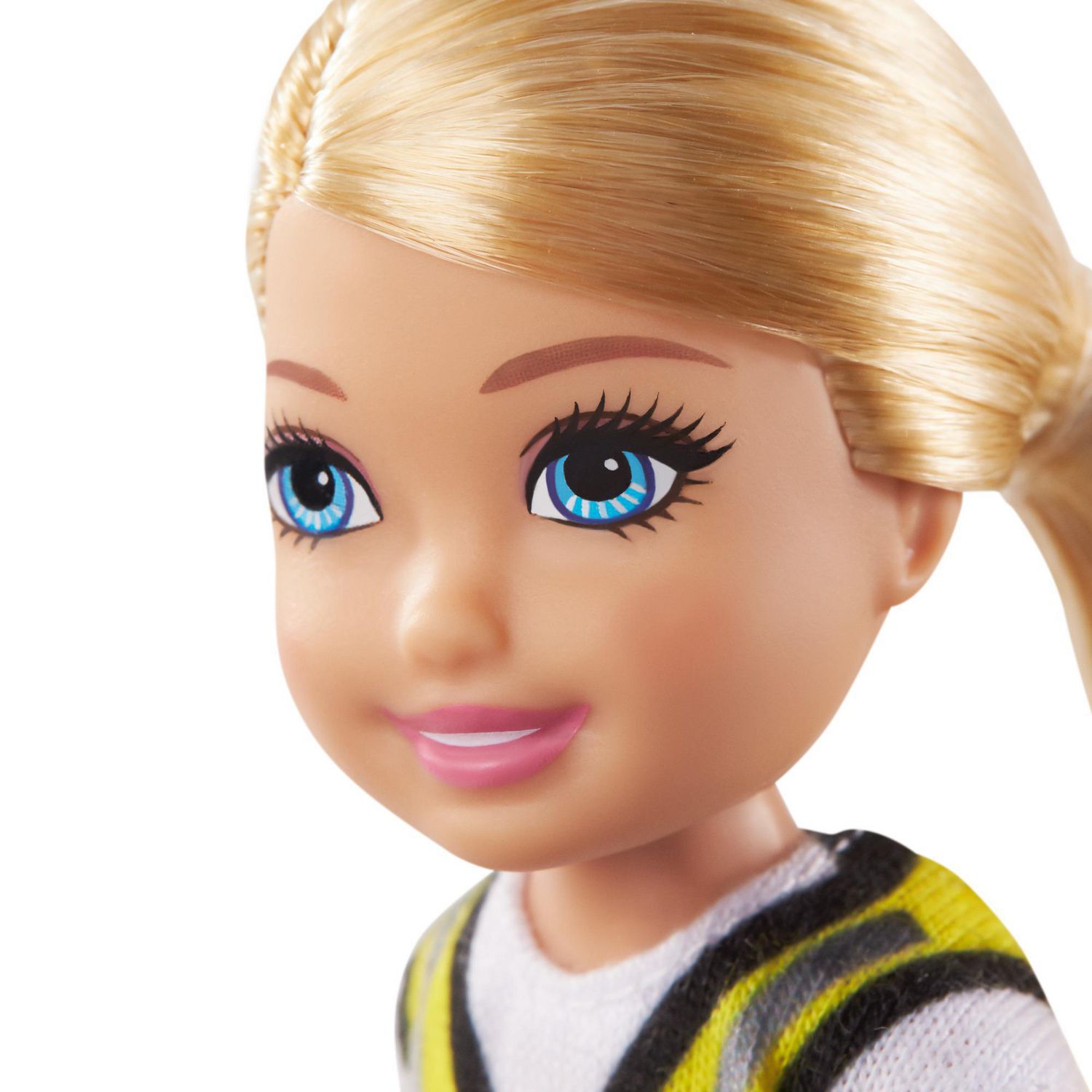 特別価格Barbie Club Chelsea Doll, 6-inch Redhead with Flower