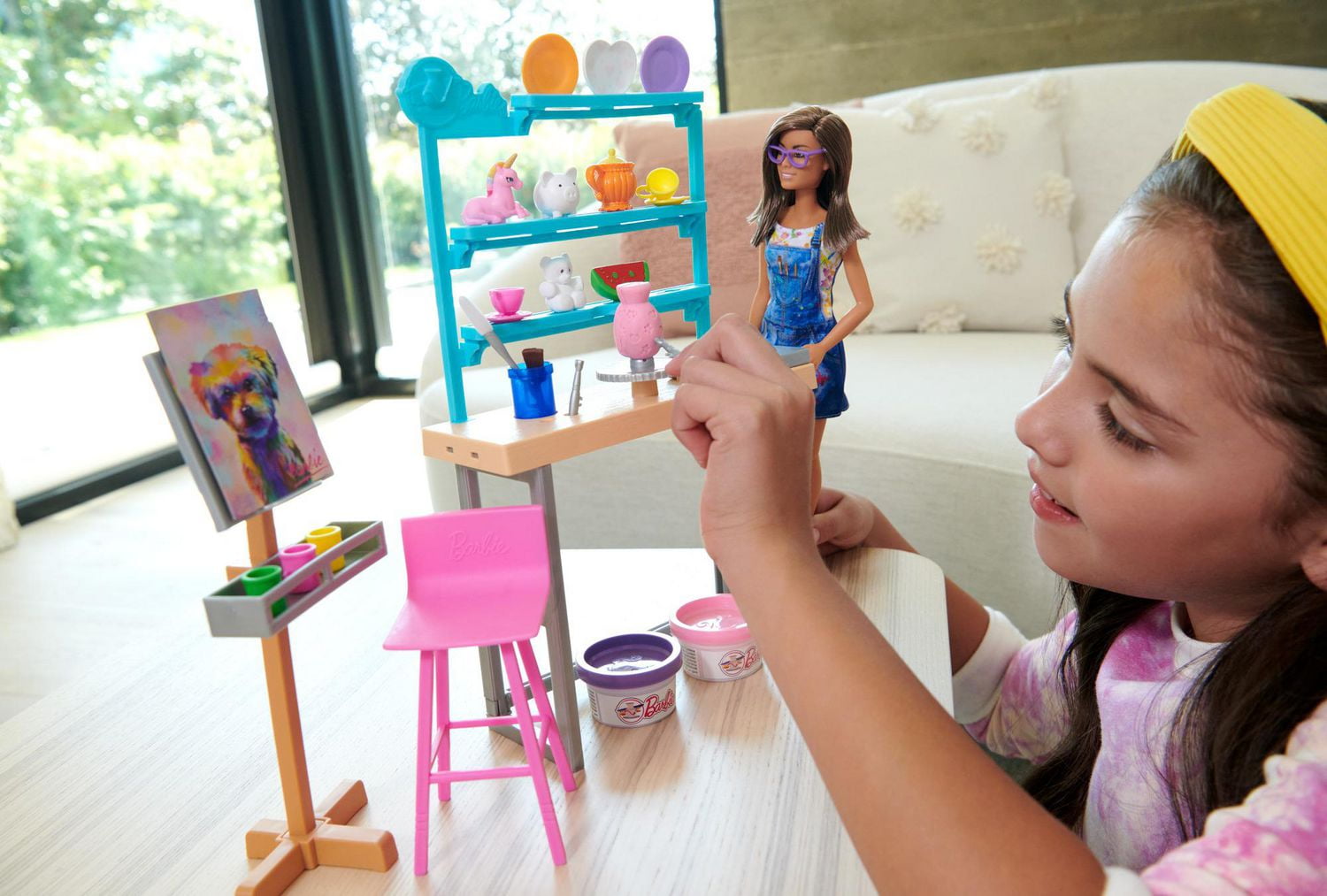 Barbie art studio playset online