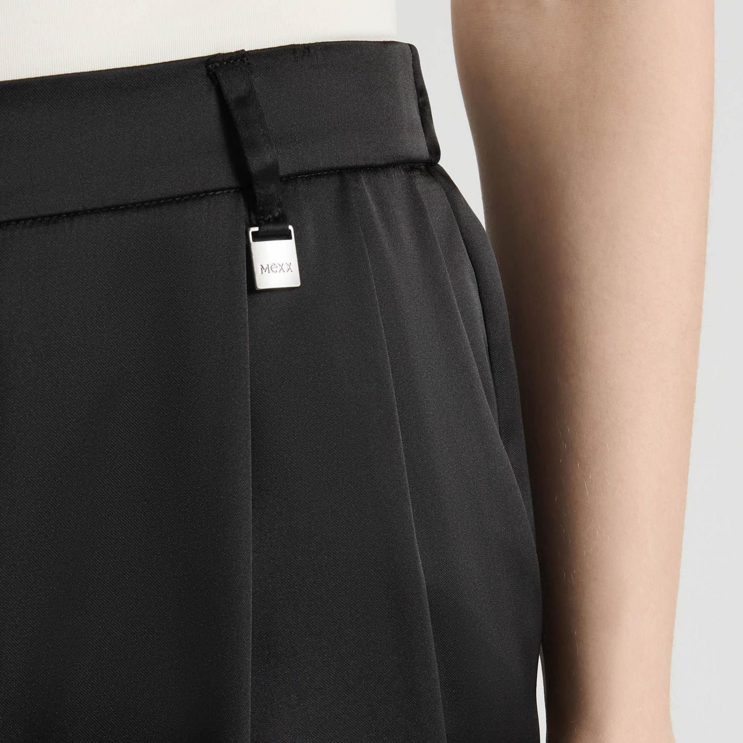 Mexx Women’s Woven Matte Satin Wide Leg Pant, XS-XXL