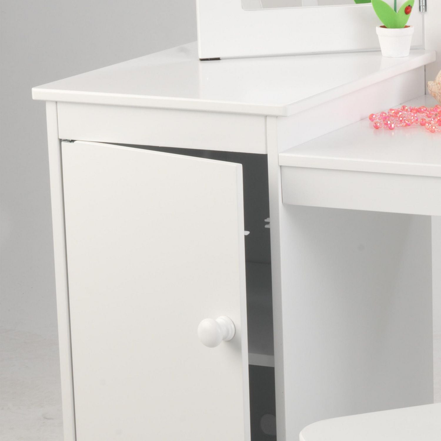 Kidkraft deluxe 2024 vanity & chair