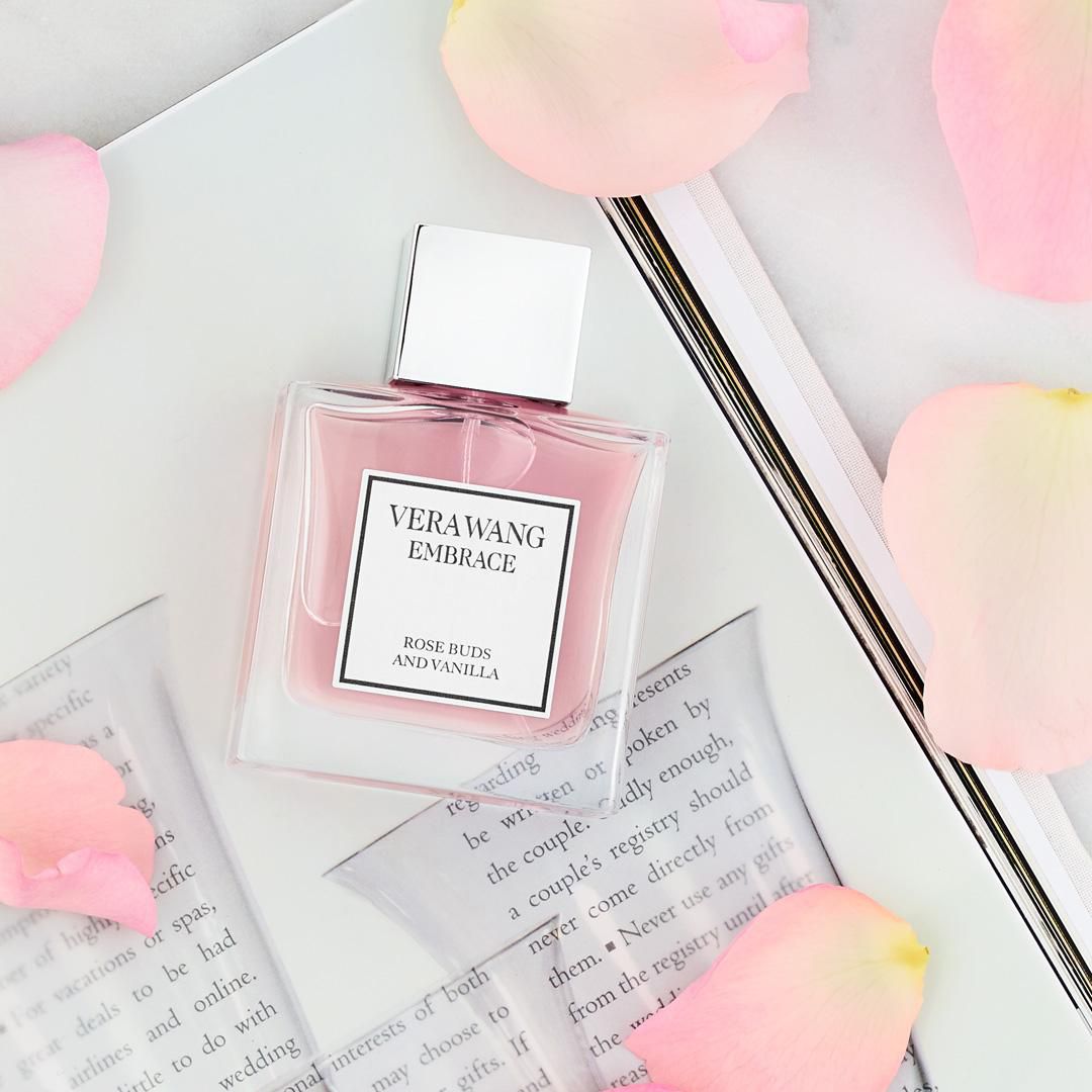 Vera wang rose buds and online vanilla