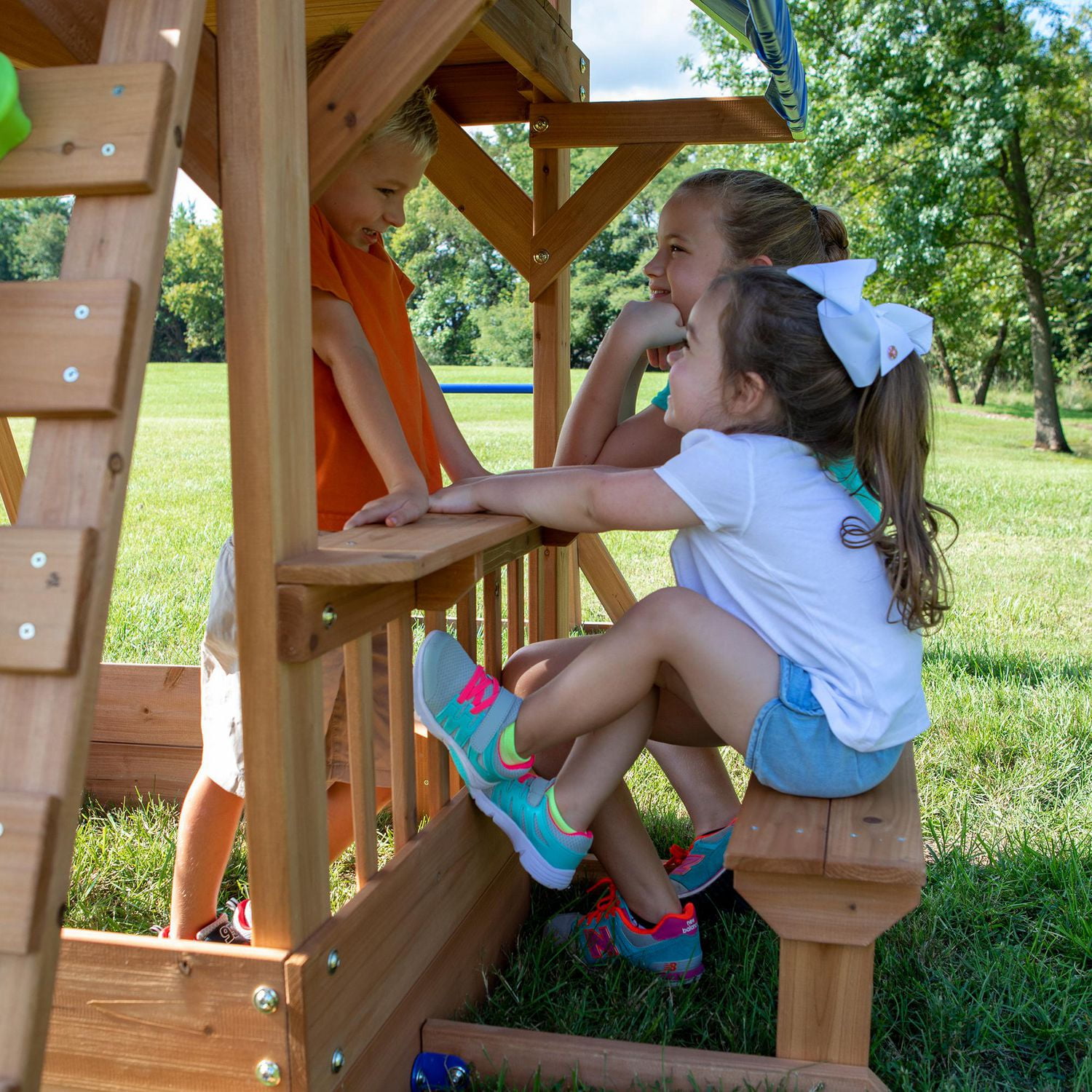 Backyard Discovery Beachfront Swing Set