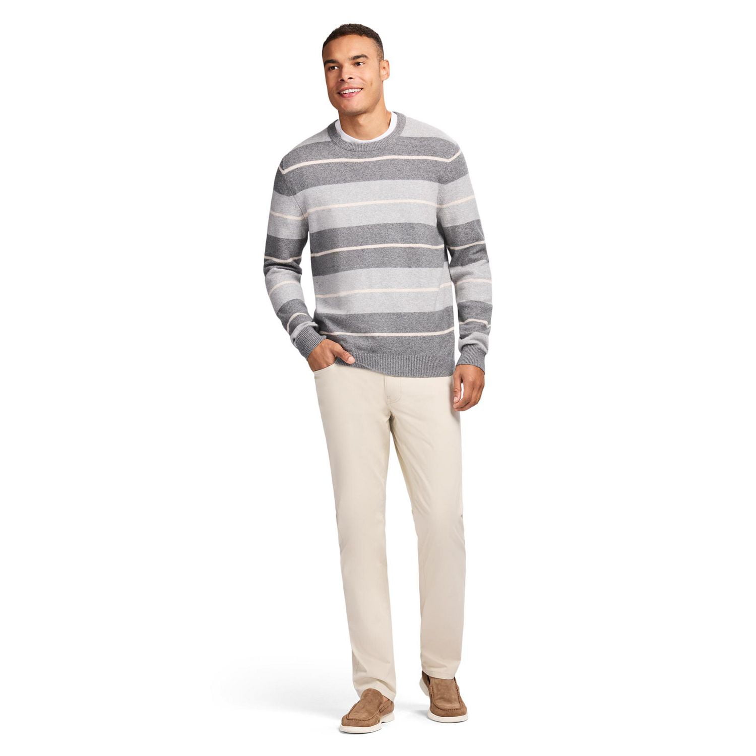 IZOD CREWNECK SWEATER