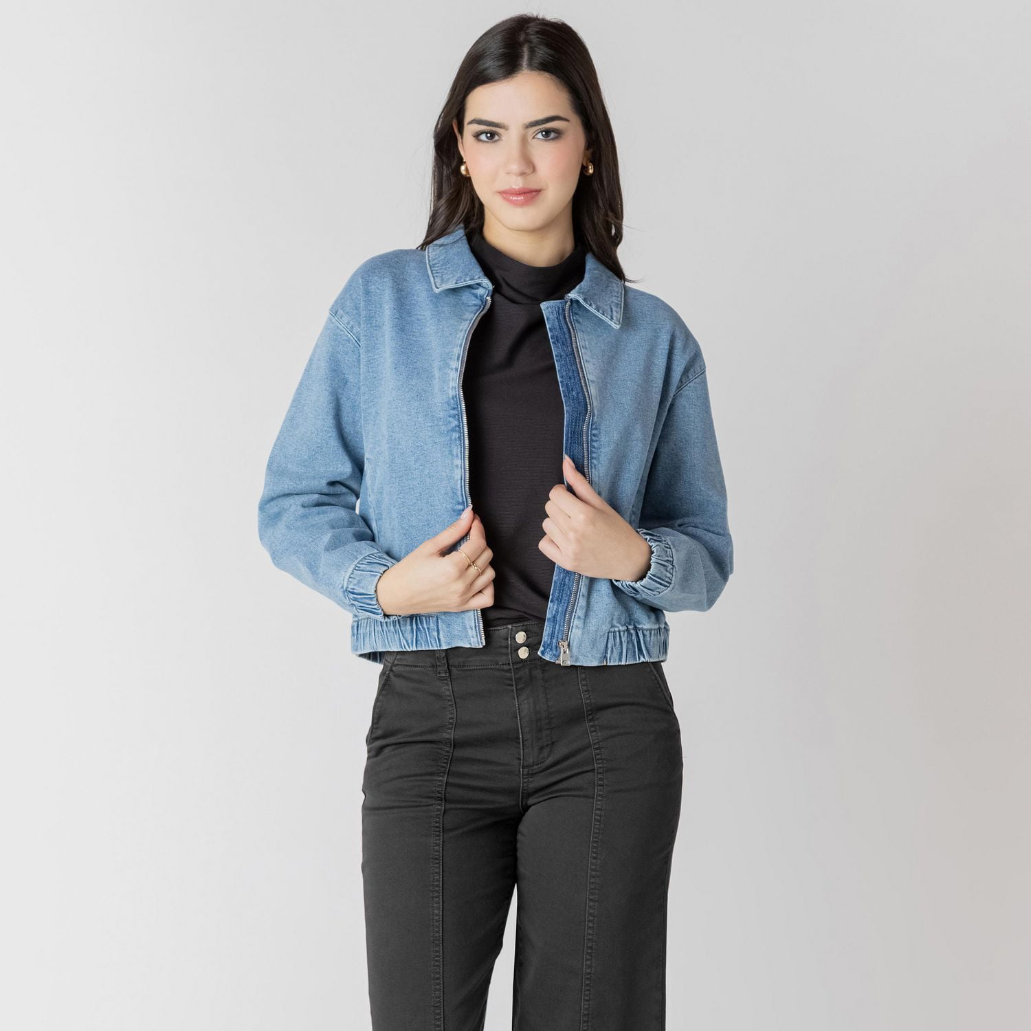Devoted long sleeve denim jacket with pockets