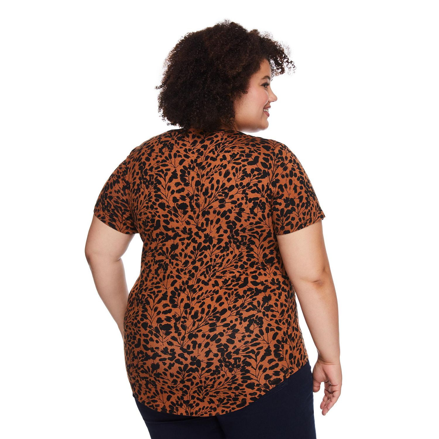 George Women's Plus Scoop Neckline Tee