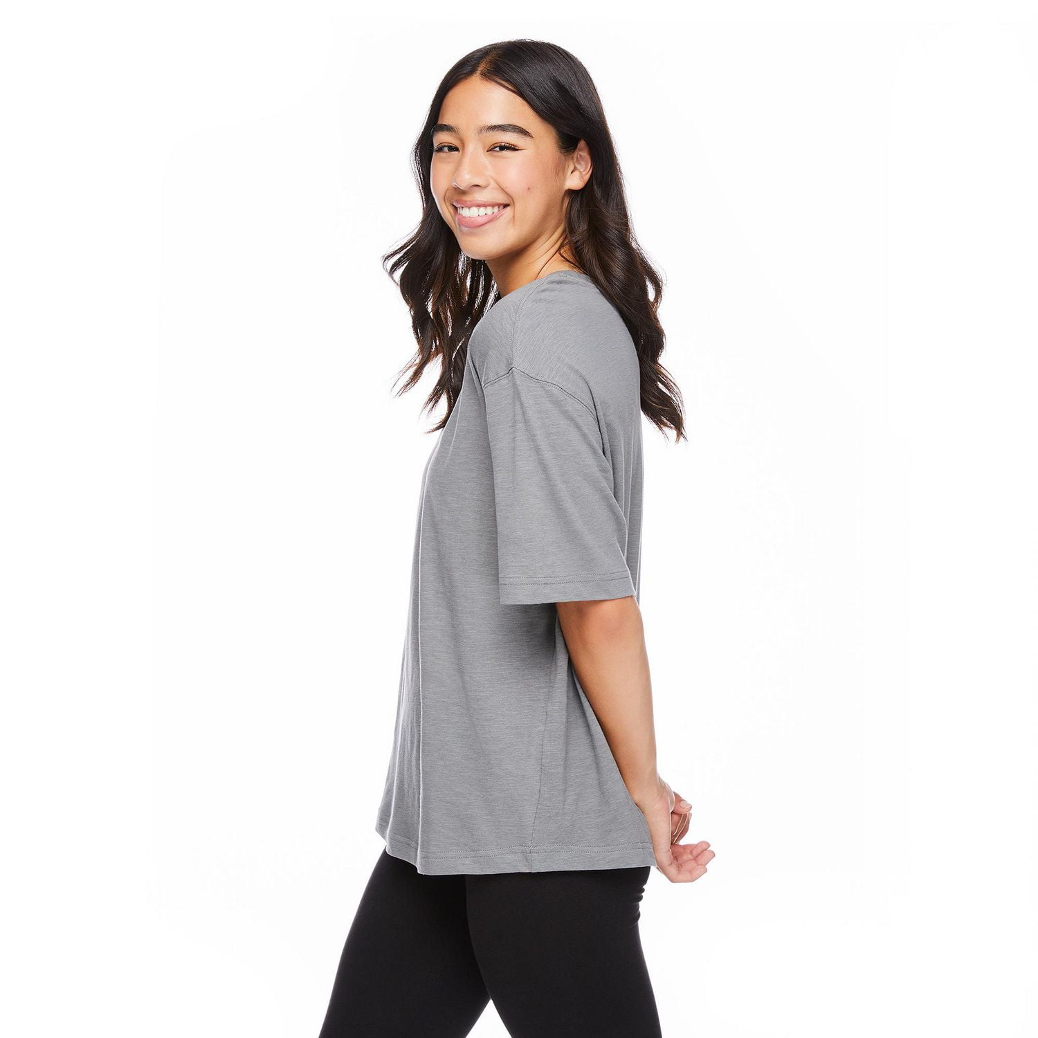 No Boundaries Women's Oversized Tee
