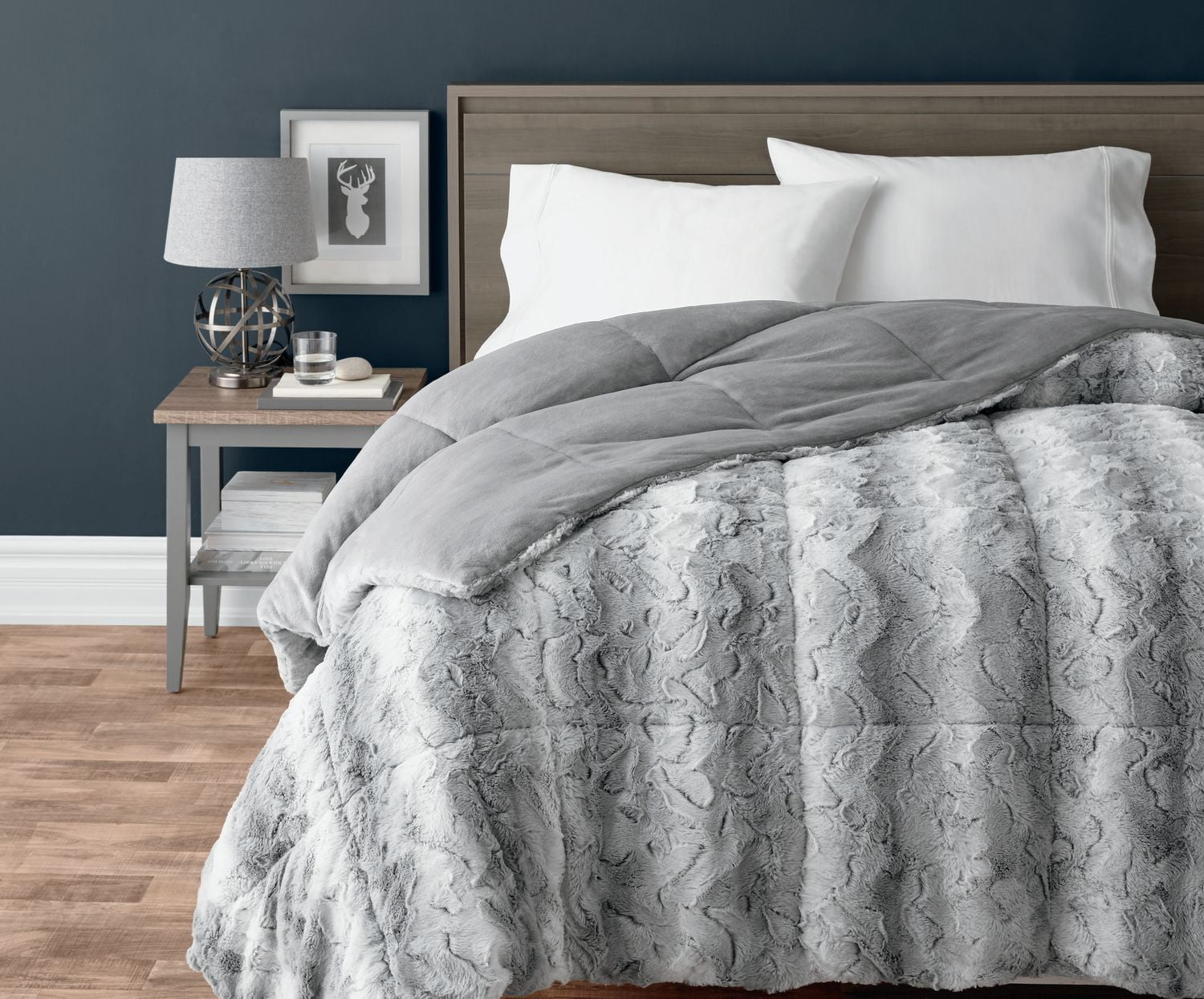HOMETRENDS REVERSIBLE COMFORTER Walmart Canada