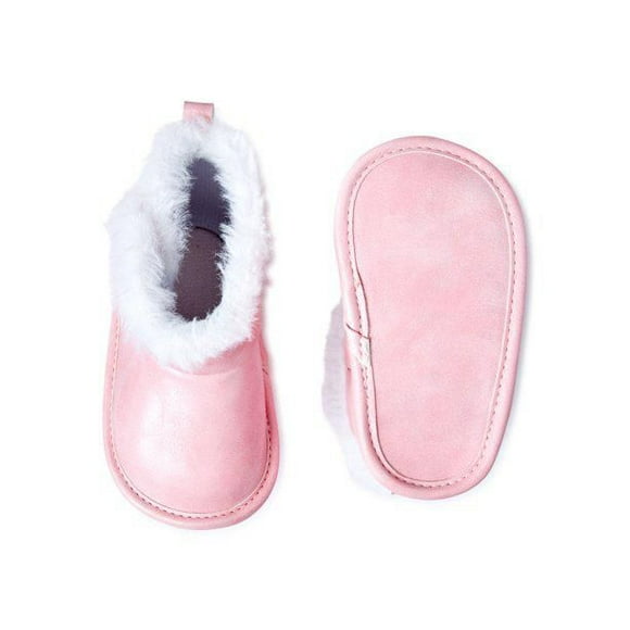 Chaussure pour berceau en fourrure rose pour filles Child of Mine by Carters