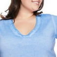 thumbnail image 4 of No Boundaries Plus Women's Boxy V-Neckline Tee, 4 of 6