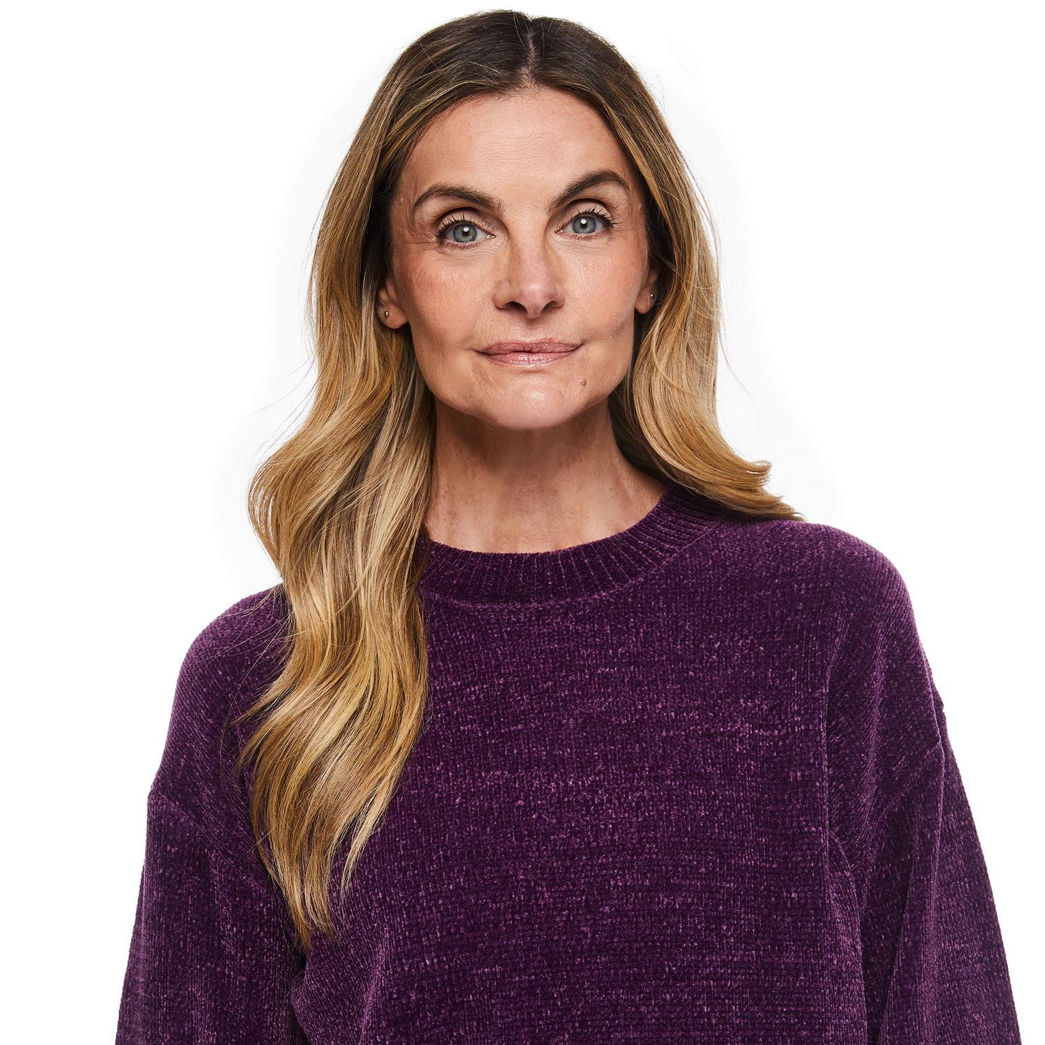 Iyla Women's Crew Neckline Sweater, Sizes S-XXL