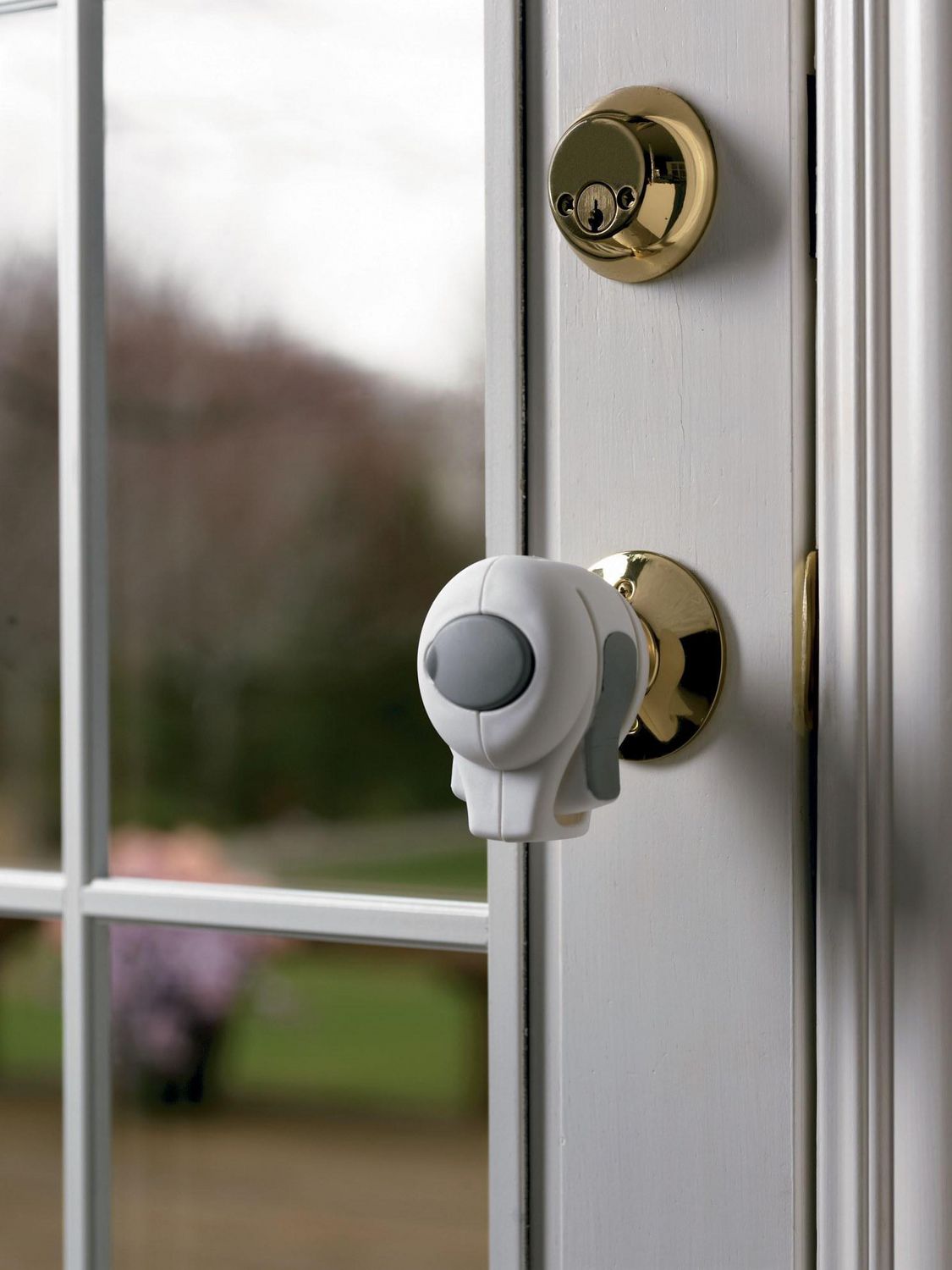 lock over door knob
