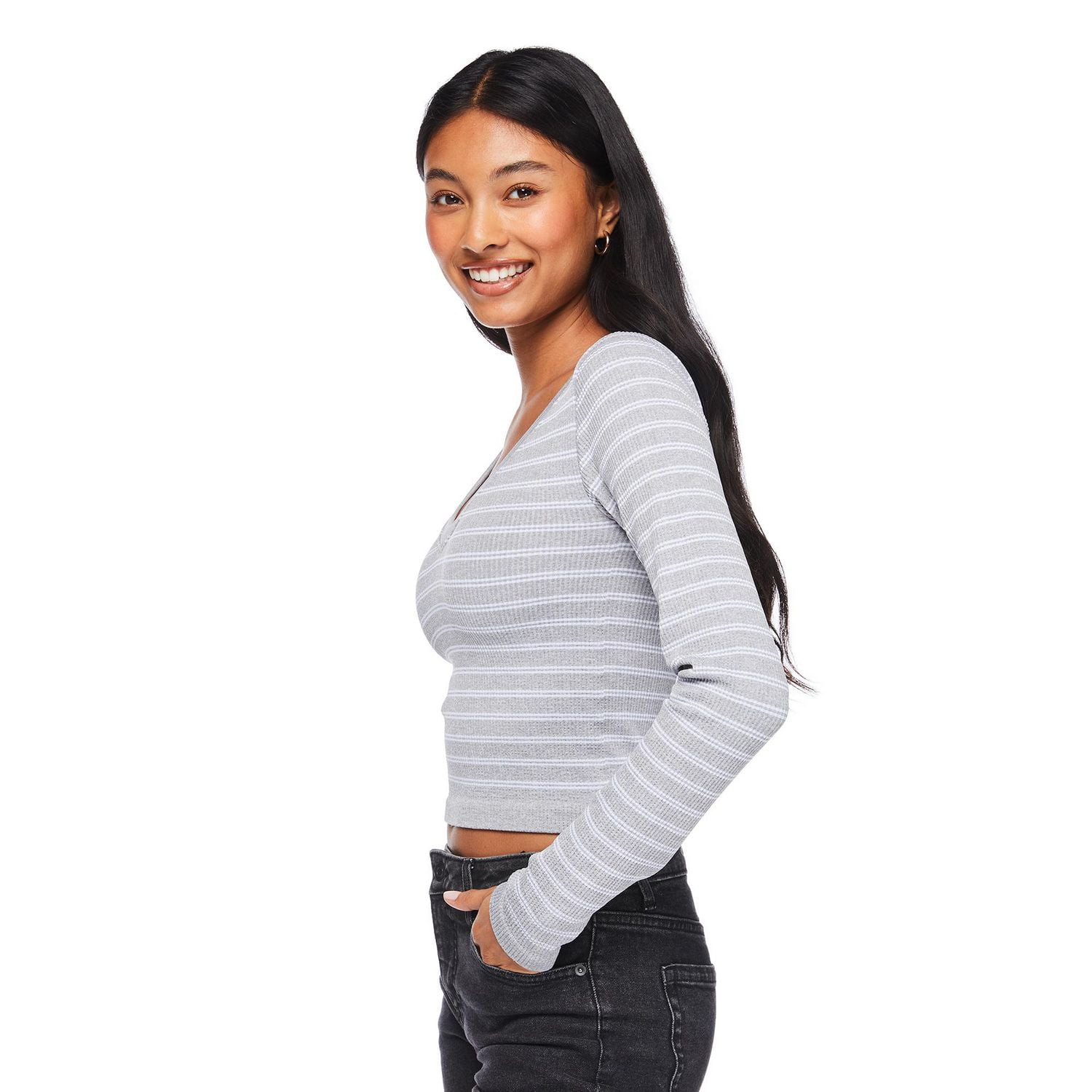 No Boundaries Women's Long Sleeve Tee, Sizes XS-XXL